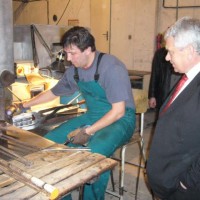 Wirtschaftsminister der SR Jahnatek zu Besuch in Firma Glass LPS.